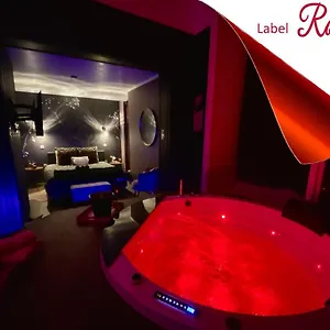 Kassiopee, Romantisme, Balnéo, Sauna Appartement