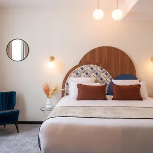 Helussi Hotel Paris